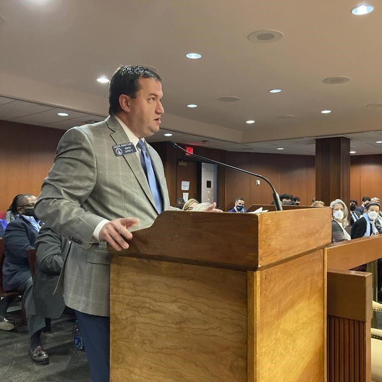 Georgia kids would need parental permission to join social media if Senate Republicans get their way